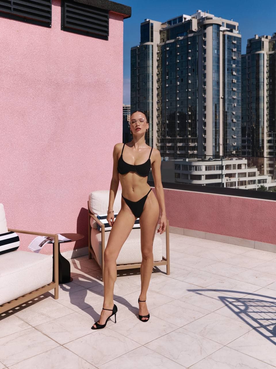 Mona swimwear — купальник HARNEST, Чорний